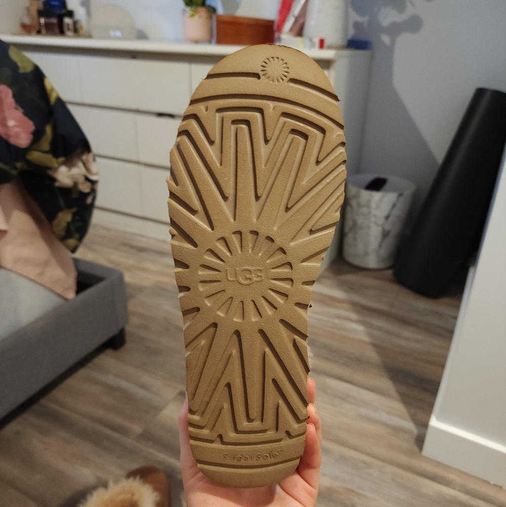UGG Mini Bailey Bow II - Picture 2 of 6